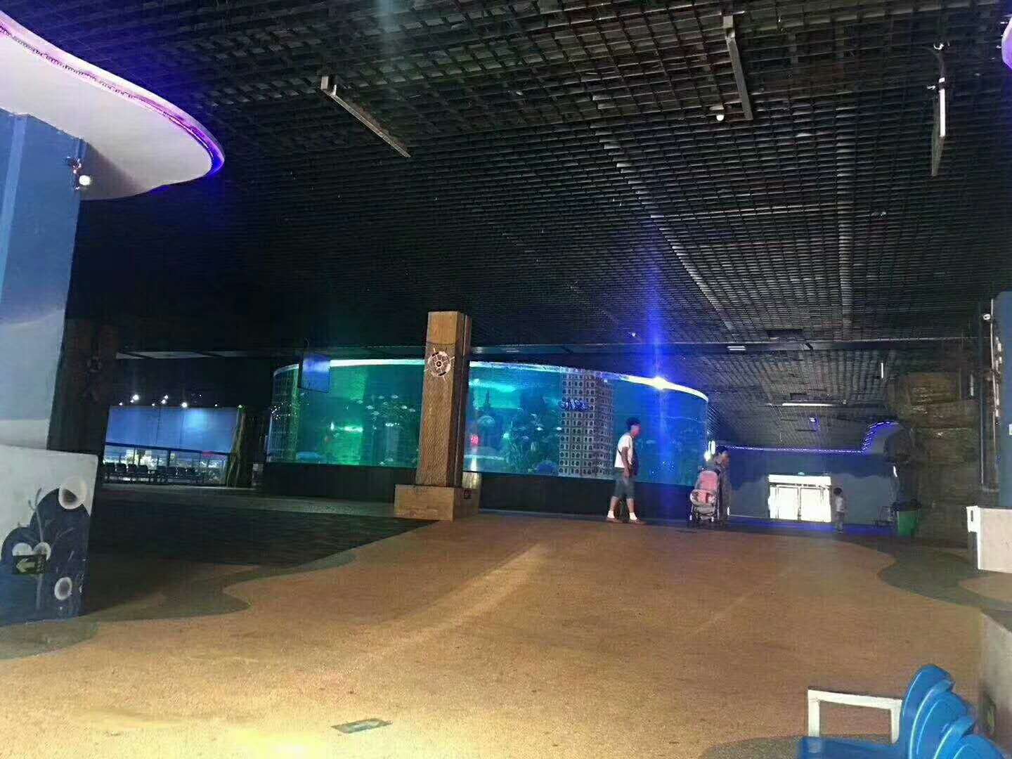 開封極地海洋公園YT-018-200A，200克氧氣源臭氧發生器